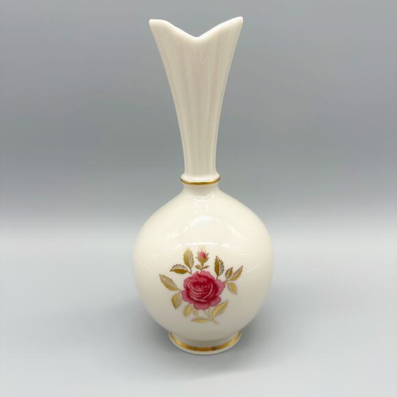 Vintage Lenox Porcelain Floral Bud Vase with 24kt Gold Accents Made in USA - Picture 4 of 10